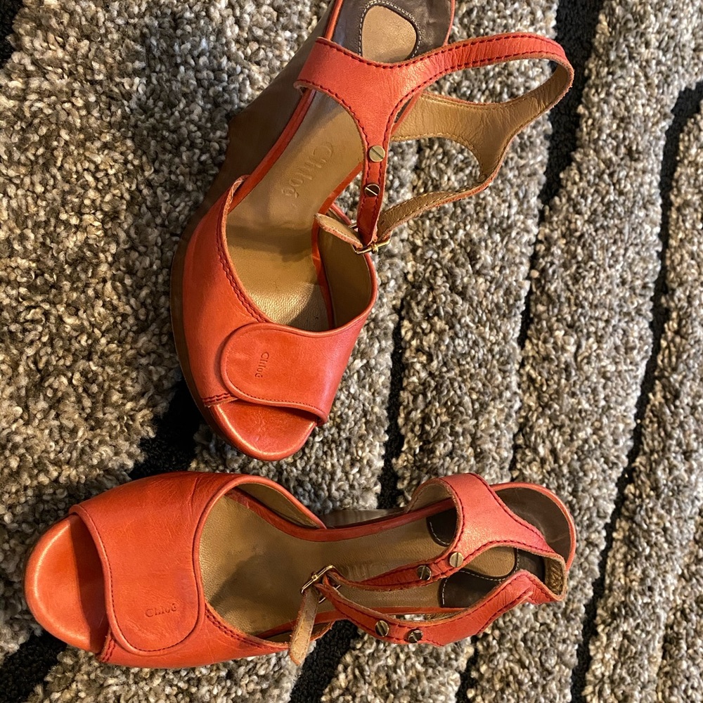 Size 38.5 Chloe open toe wedges